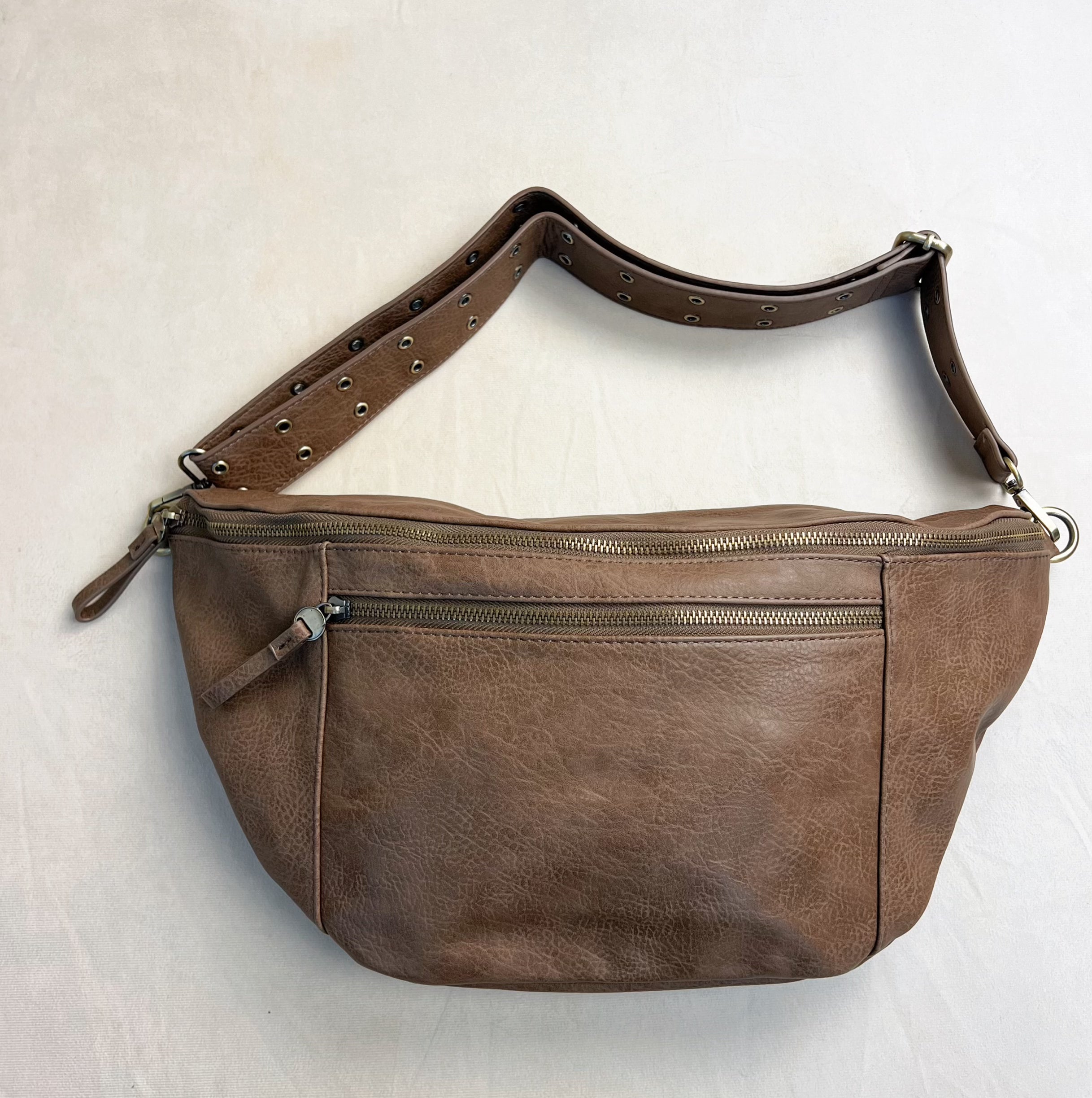 Kenji Large Sling/Crossbody Bag