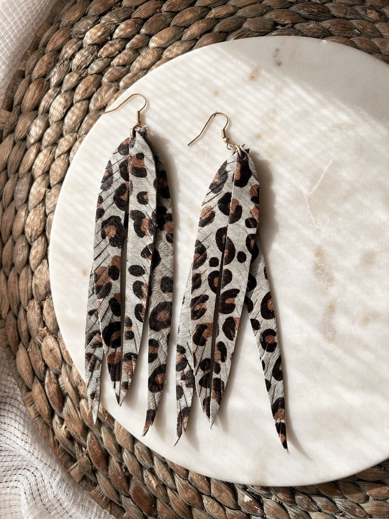 Rock N Roll Earrings Grey Leopard