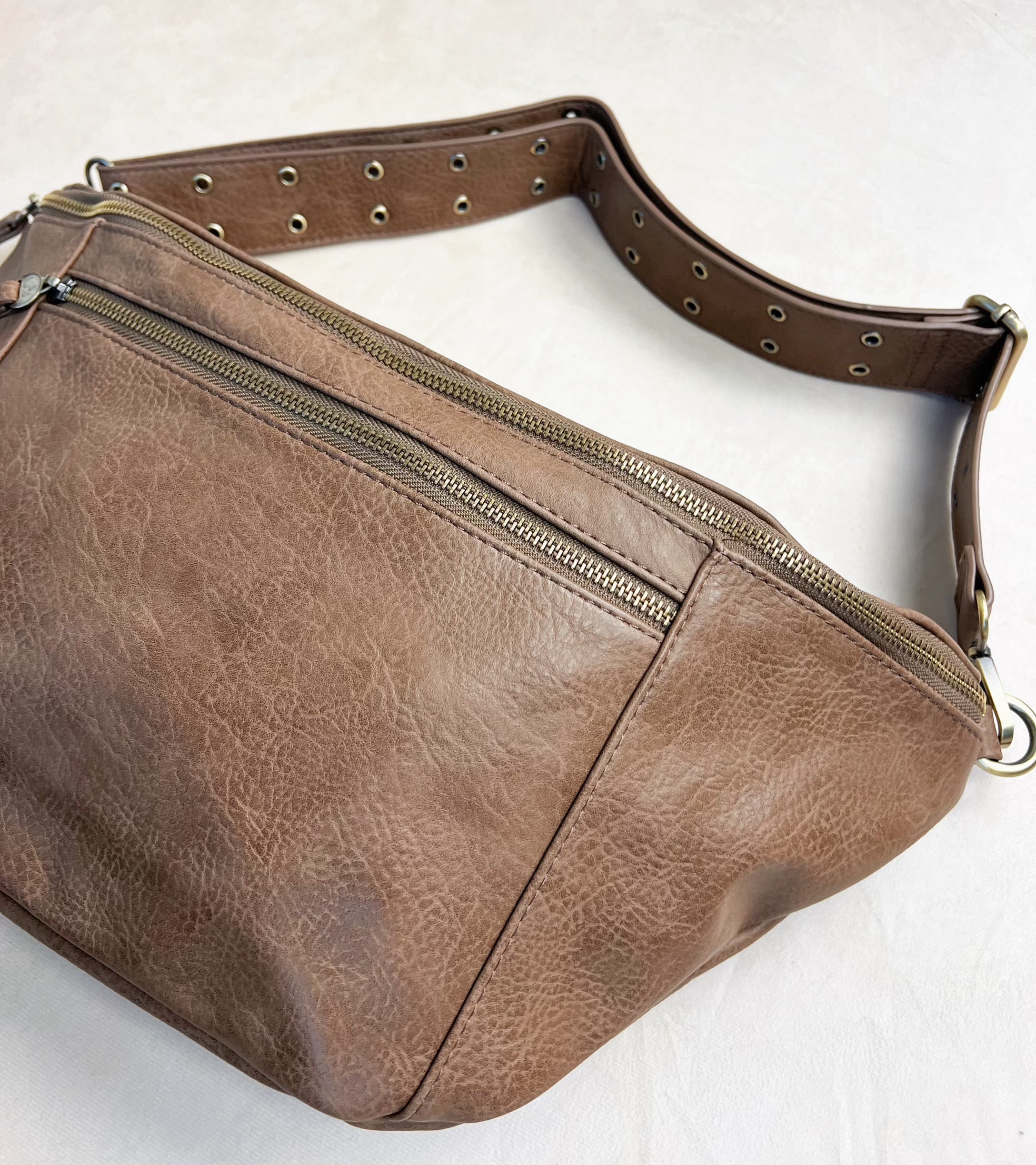 Kenji Large Sling/Crossbody Bag