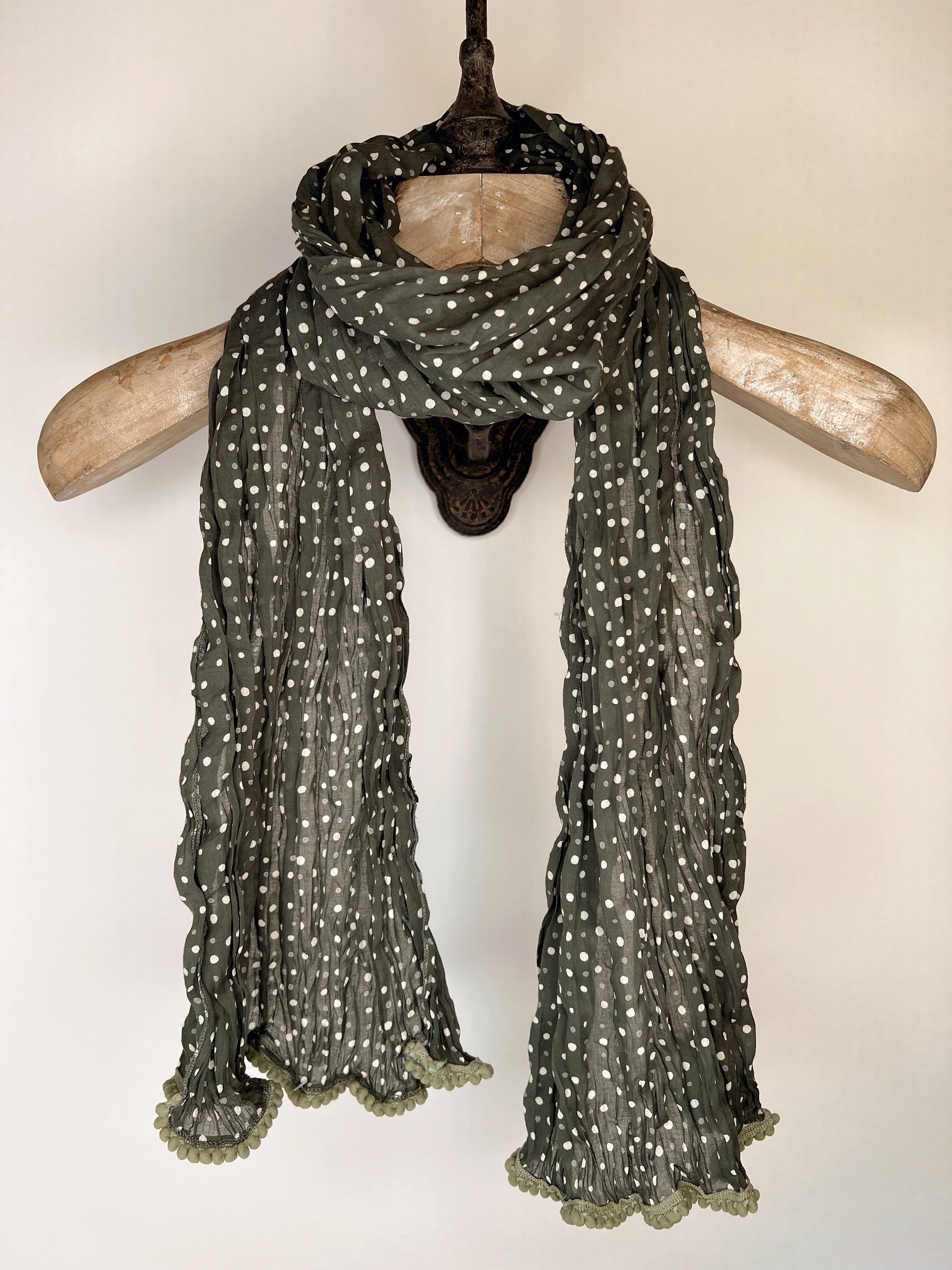 Crinkle Scarf Polka Dots