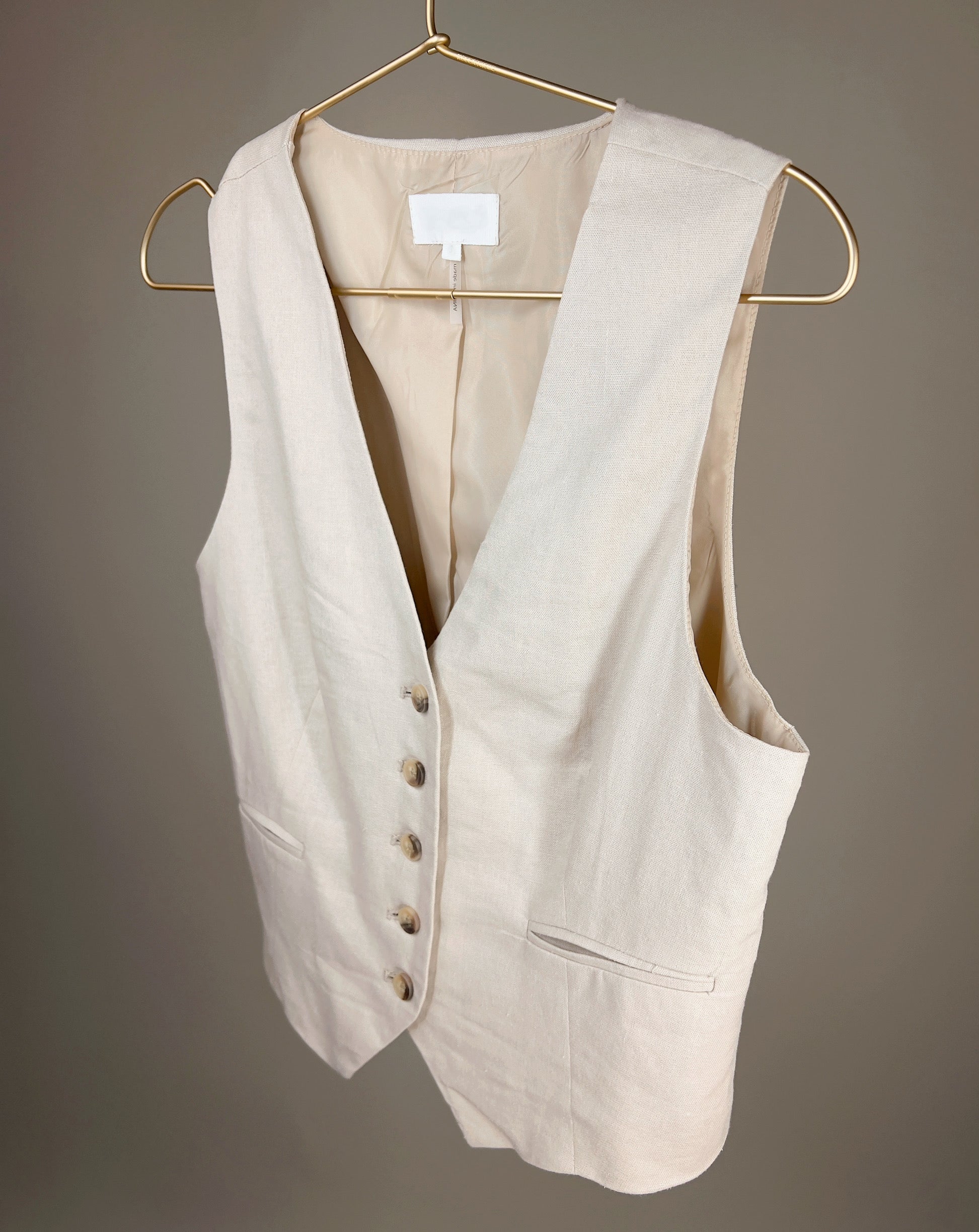 Flare's Linen Vest