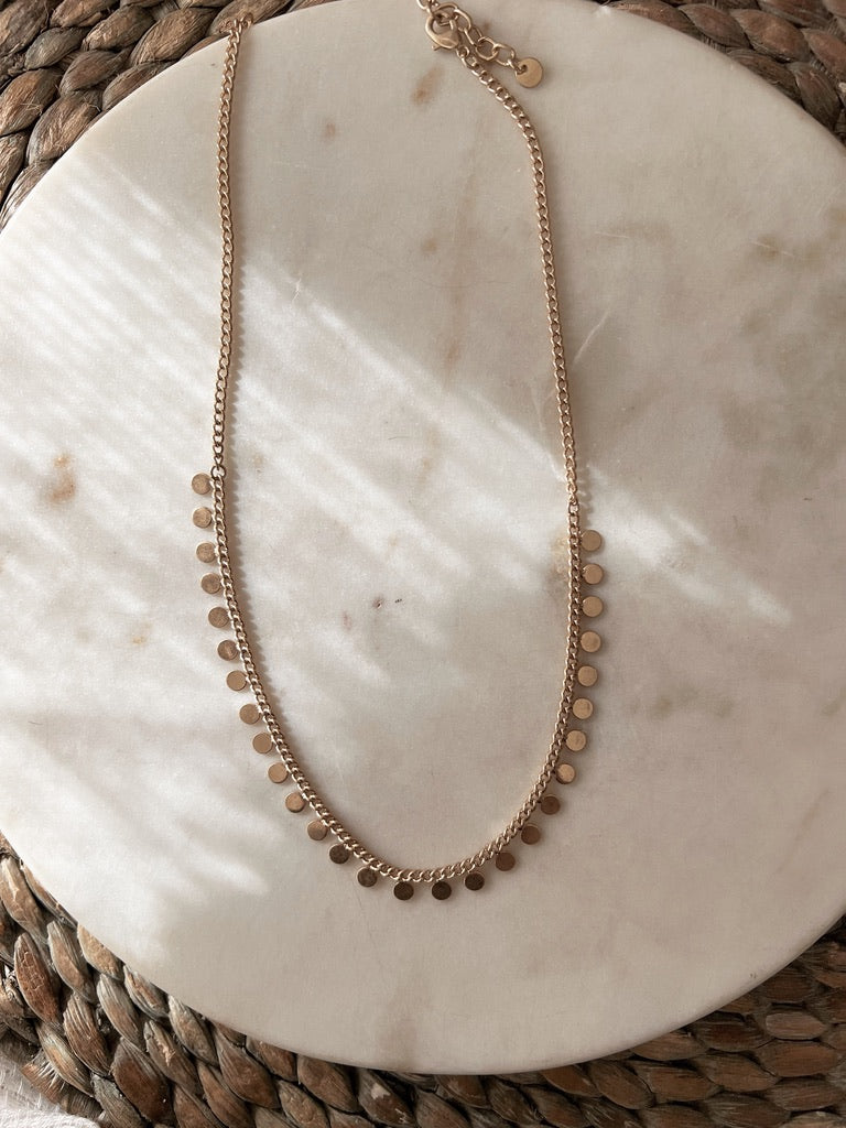 Dainty Desiree Necklace